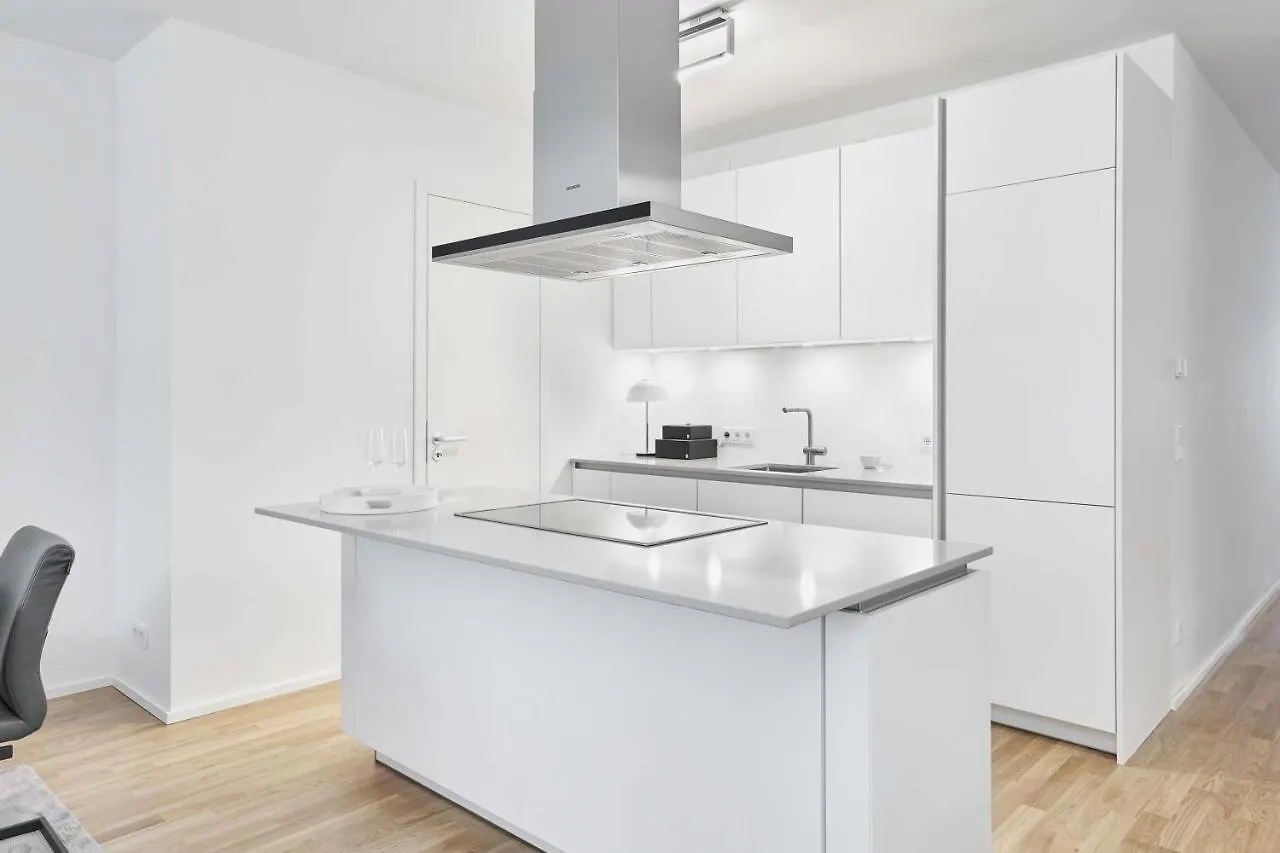 Apartment Ferienwohnung Wohnen Auf Zwei Etagen In Der Alsterchaussee Hamburg